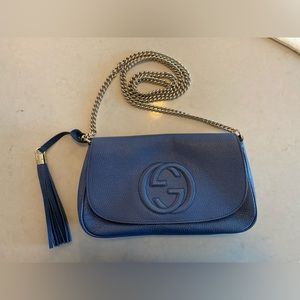 Gucci cross body bag blue /Gold chain